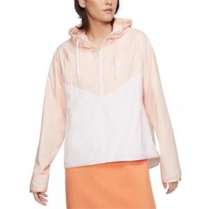 NIKE WOMEN’S SPORTSWEAR WINDRUNNER WINDBRRAKER NWT
